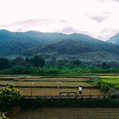 Bantaphan Homestay Nan Exteriér fotografie
