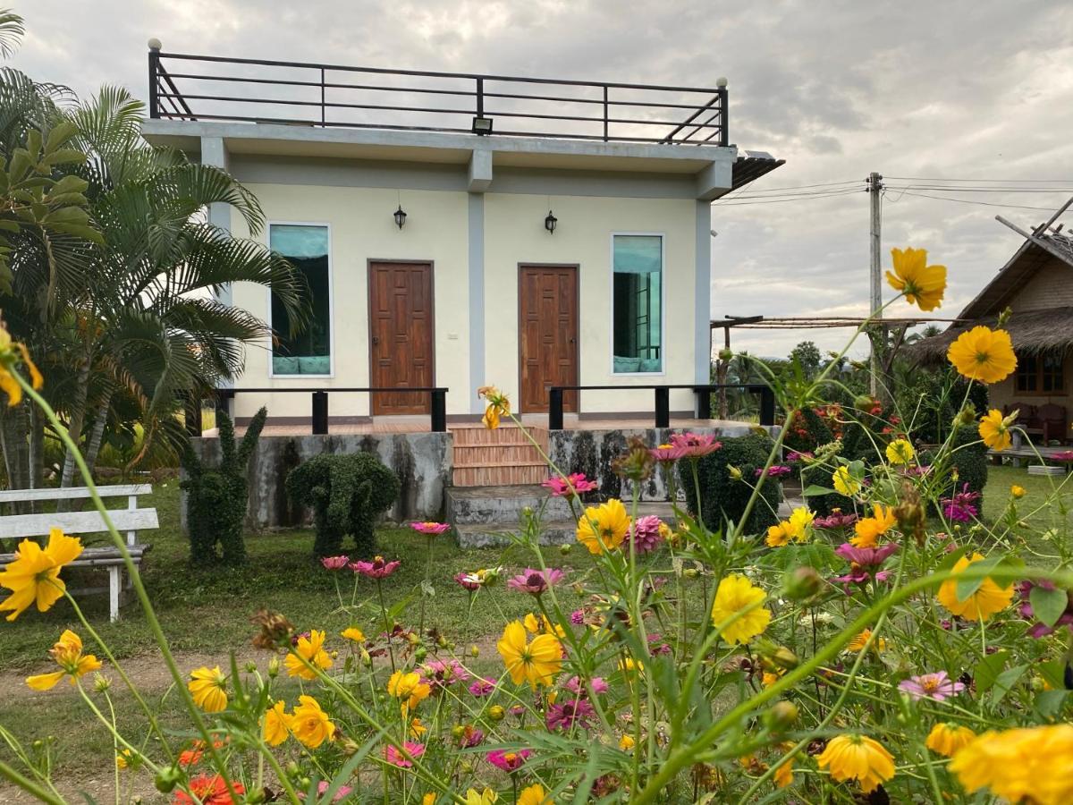 Bantaphan Homestay Nan Exteriér fotografie